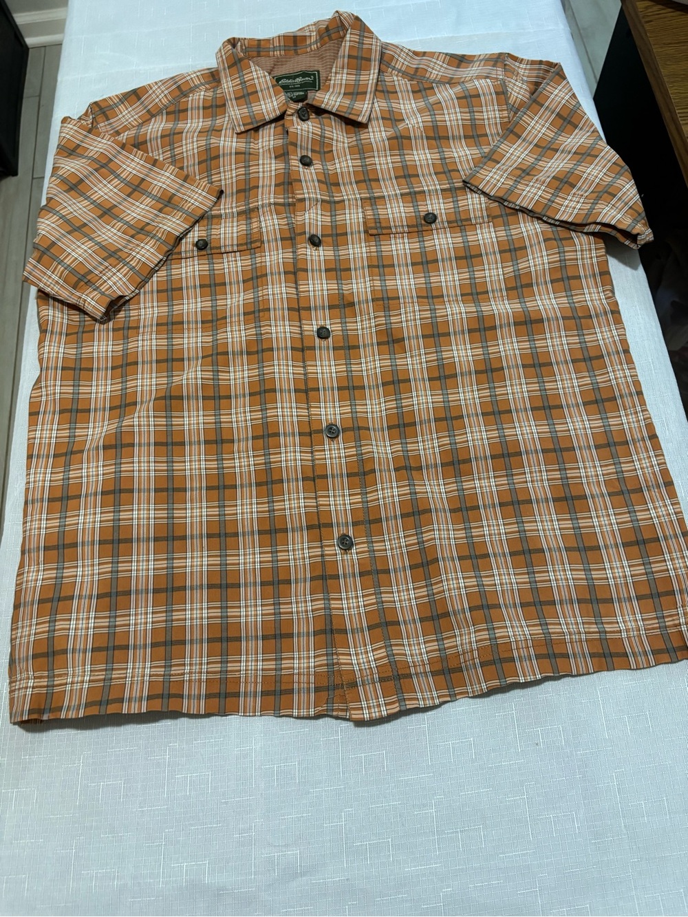 Columbia Men's Orange Plaid Short-Sleeve Button-Down Shirt
